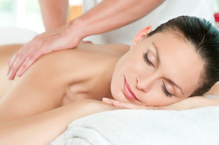 linfodrenaggio-massaggio-cellulite-acne-gonfiore